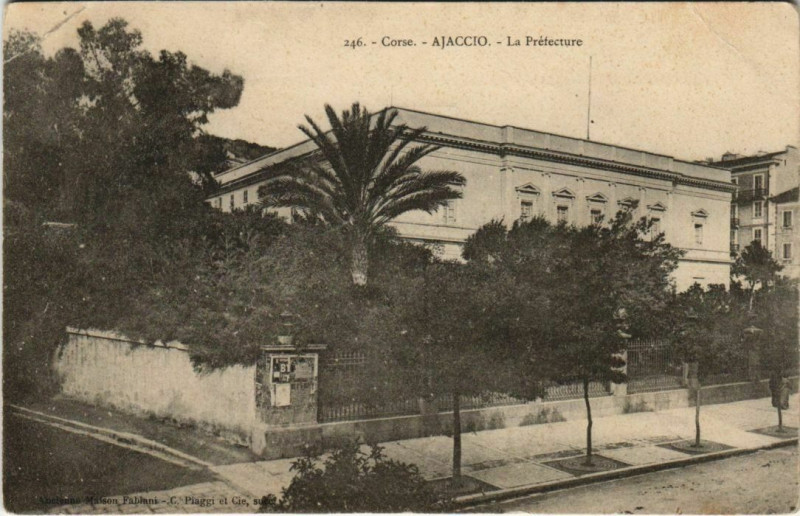 Carte postale ancienne Ajaccio La Prefecture Corsica à Ajaccio