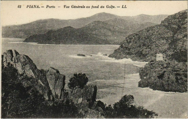 Carte postale ancienne Piana - Porto - Vue Generale au fond du Golfe Corsica - Corse à Piana