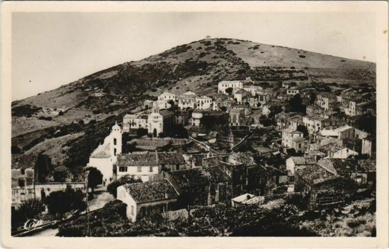 Carte postale ancienne Cargese - Vue Generale et les Deux Eglises Corsica - Corse à Cargèse