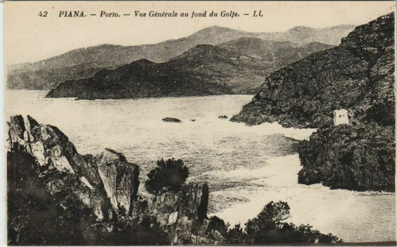 Carte postale ancienne Piana - Porto - Vue Generale au fond du Golfe Corsica - Corse à Piana