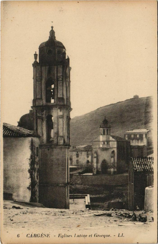 Carte postale ancienne Cargese - Eglise Latine et Grecque Corsica - Corse à Cargèse