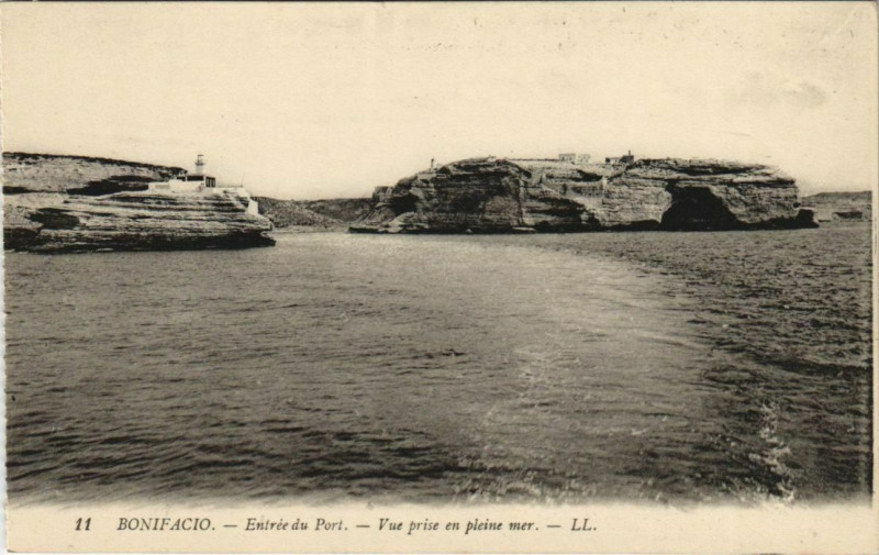 Carte postale ancienne Bonifacio - Entree du Port Corsica - Corse à Bonifacio