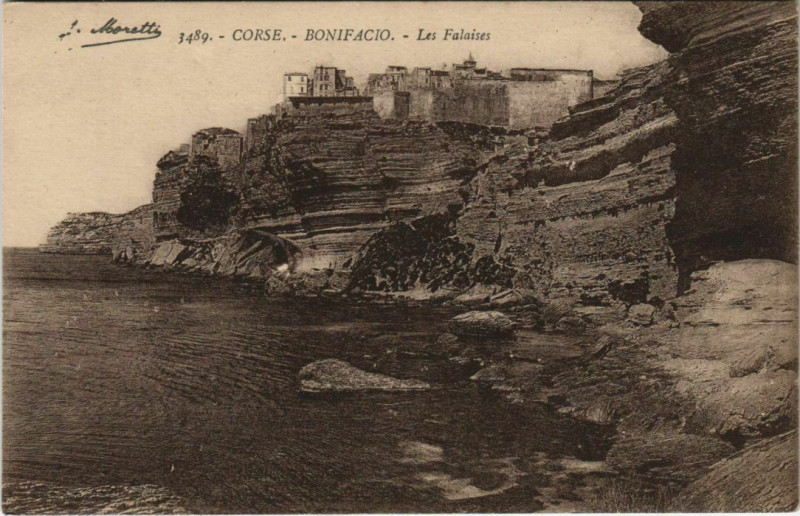 Carte postale ancienne Bonifacio - Les Falaises Corsica - Corse à Bonifacio