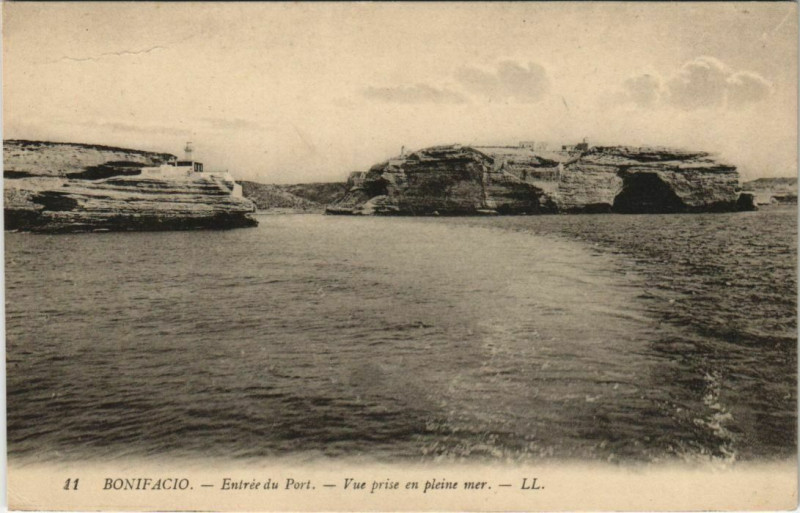 Carte postale ancienne Bonifacio - Entree du Port Corsica - Corse à Bonifacio