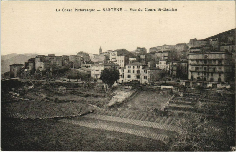 Carte postale ancienne Corse Sartene Vue du Cours Saint-D. à Sartène