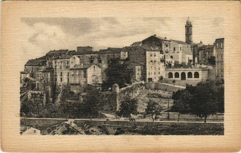 Carte postale ancienne Corse Sartene Panorama de la Ville à Sartène