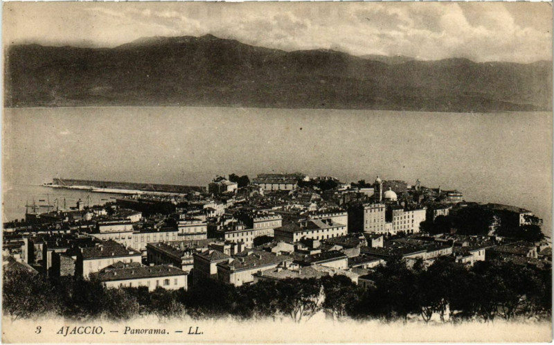 Carte postale ancienne Ajaccio - Panorama à Ajaccio