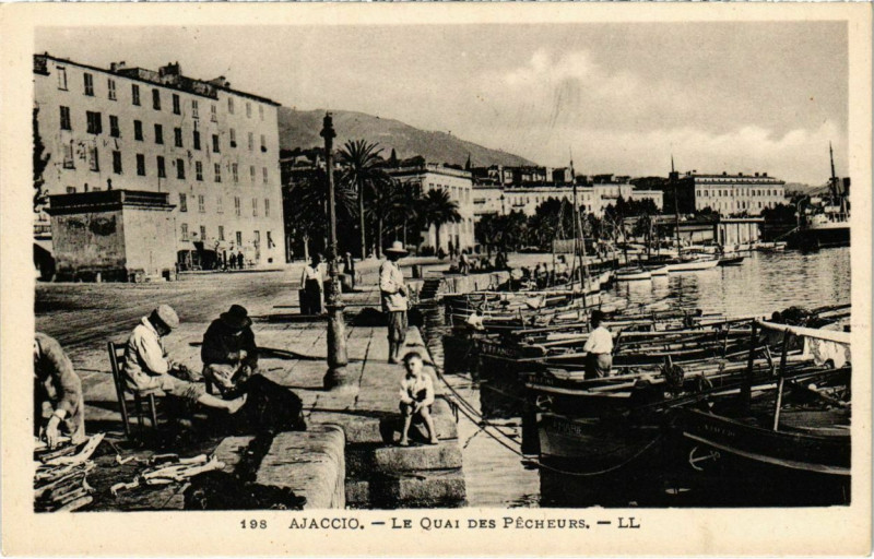 Carte postale ancienne Ajaccio - Le Qua des Pecheurs à Ajaccio