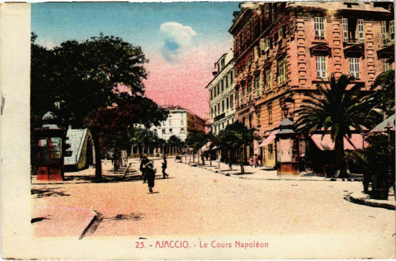 Carte postale ancienne Ajaccio - Le Cours Napoleon à Ajaccio
