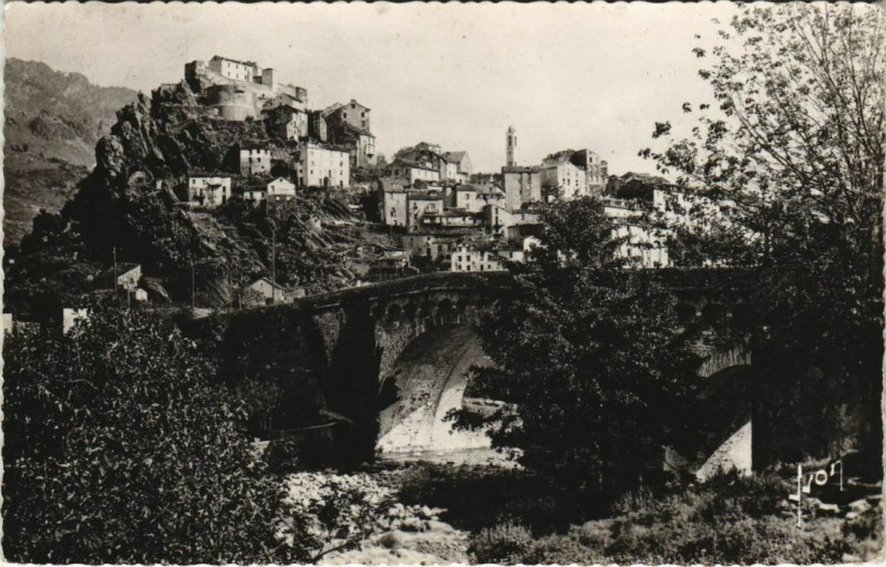 Carte postale ancienne Corte vue generale ,Pont sur le Tavignano Corsica à Corte