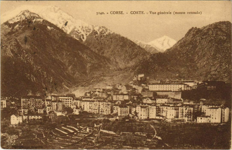 Carte postale ancienne Corte vue generale Corsica à Corte