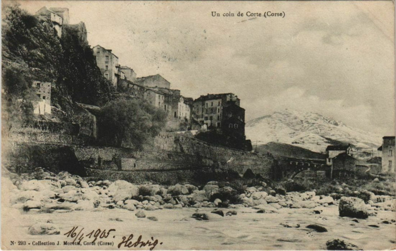 Carte postale ancienne Un coin de Corte Corsica à Corte