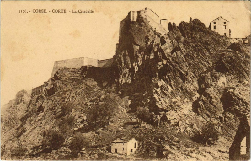 Carte postale ancienne Corte La Citadelle Corsica à Corte