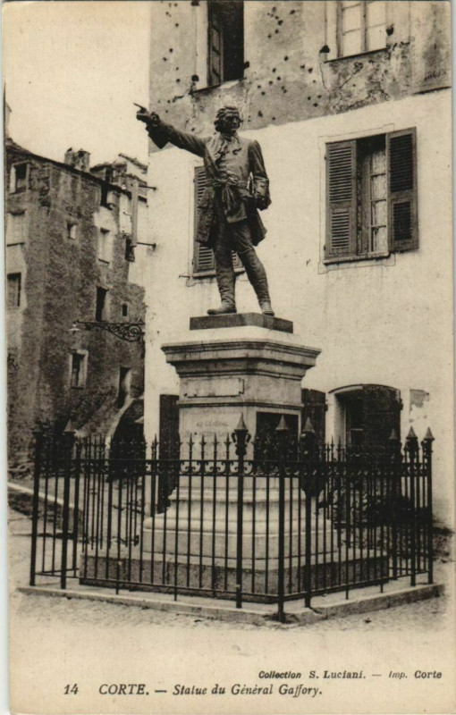 Carte postale ancienne Corte Statue du General Gaffroy Corsica à Corte