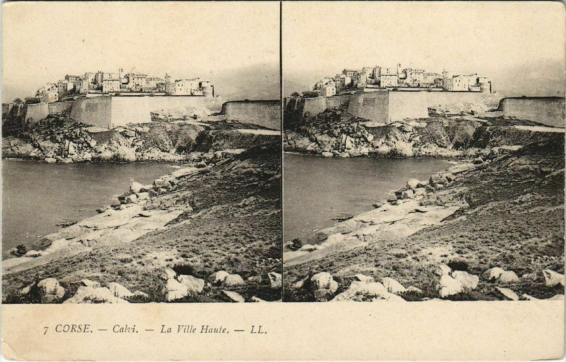 Carte postale ancienne Calvi La Ville Haute Corsica à Calvi
