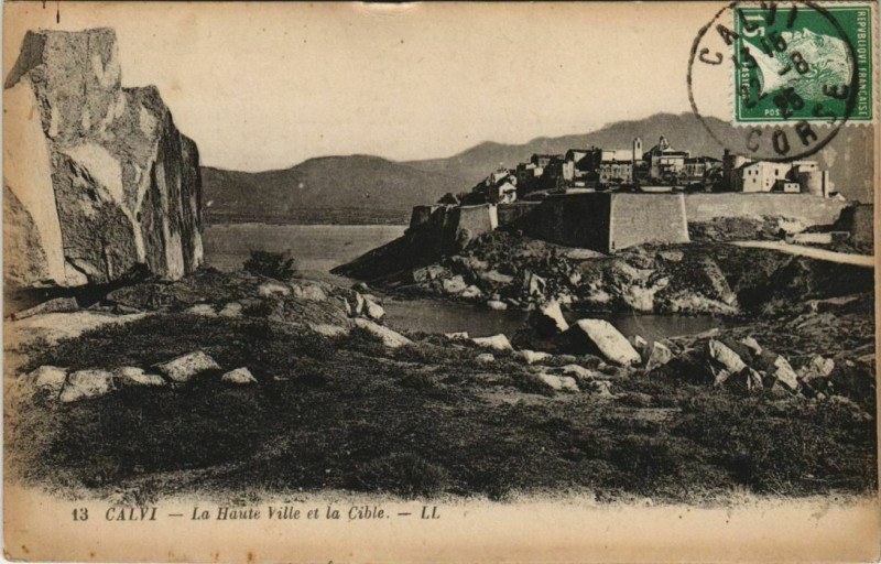 Carte postale ancienne Calvi La Haute Ville et la Cible Corsica à Calvi