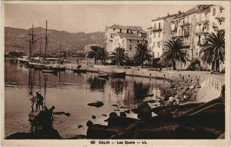 Carte postale ancienne Calvi Les Quais Corsica à Calvi
