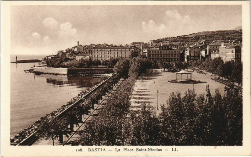 Carte postale ancienne Bastia Place Saint-Nicolas Corsica à Bastia