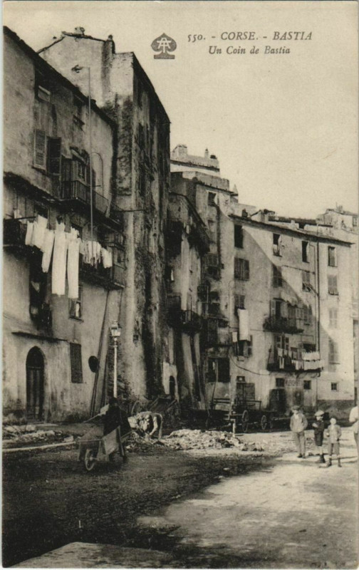 Carte postale ancienne Un Coin de Bastia Corsica à Bastia