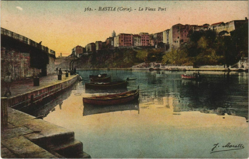 Carte postale ancienne Bastia Le Vieux Port Corsica à Bastia