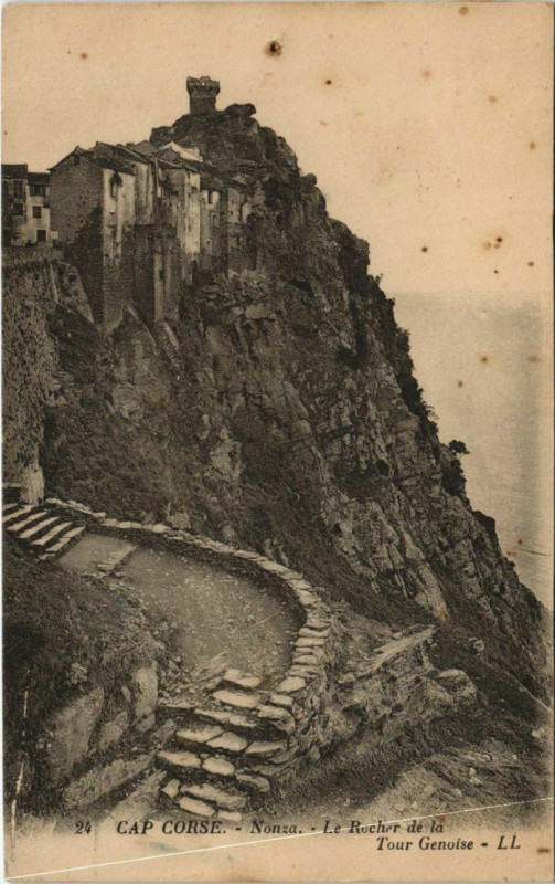 Carte postale ancienne Cap Corse - Le Rocher et La Tour Génoise à Nonza