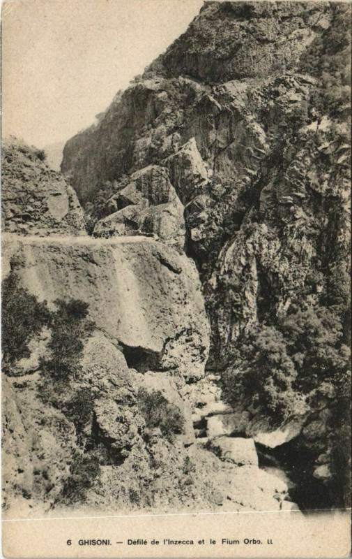 Carte postale ancienne Ghisoni - Defile de l'Inzecca et le Fium Orbo Corsica - Corse à Ghisoni