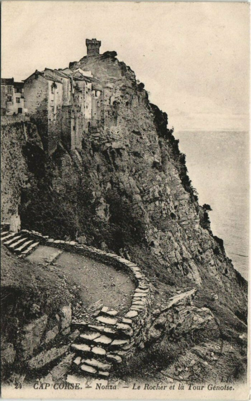 Carte postale ancienne Cap Corse - Le Rocher et La Tour Génoise à Nonza