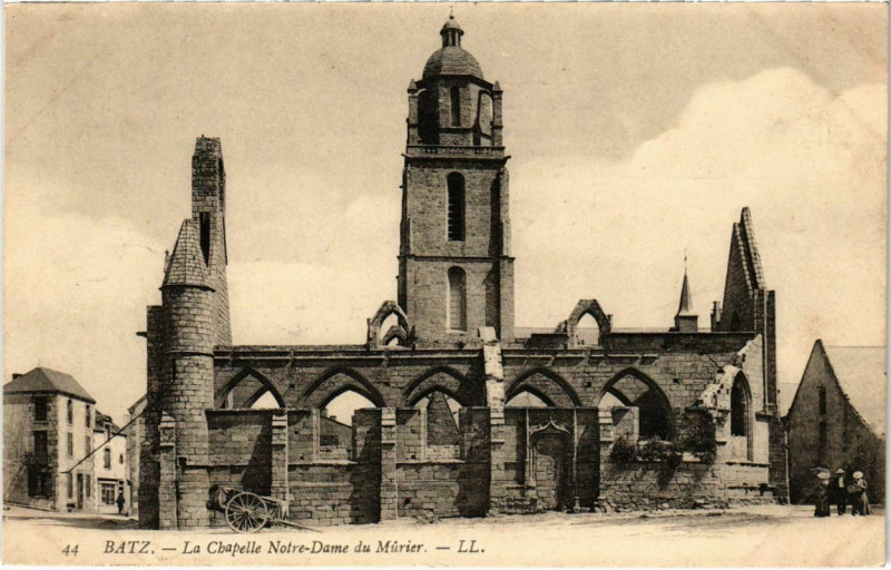 Carte postale ancienne Batz - La Chapelle Notre-Dame du Murier