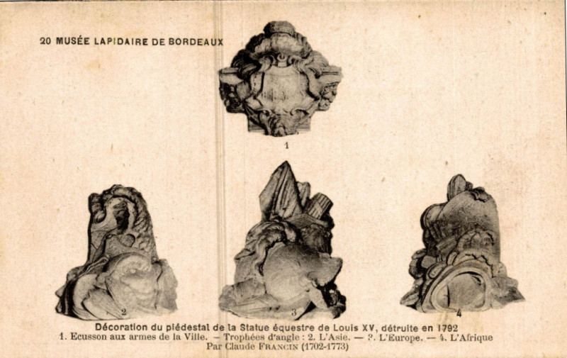 Carte postale ancienne Musée lapidaire de Bordeaux 20 - Statue équestre de Louis Xv à Bordeaux