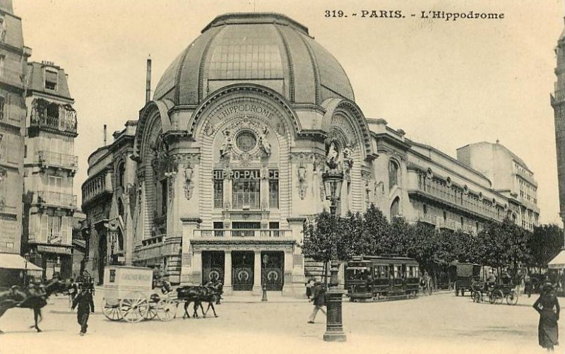 Carte postale ancienne L'Hippodrome à Paris 18e