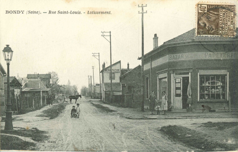 Carte postale ancienne Bondy.Rue-St-Louis