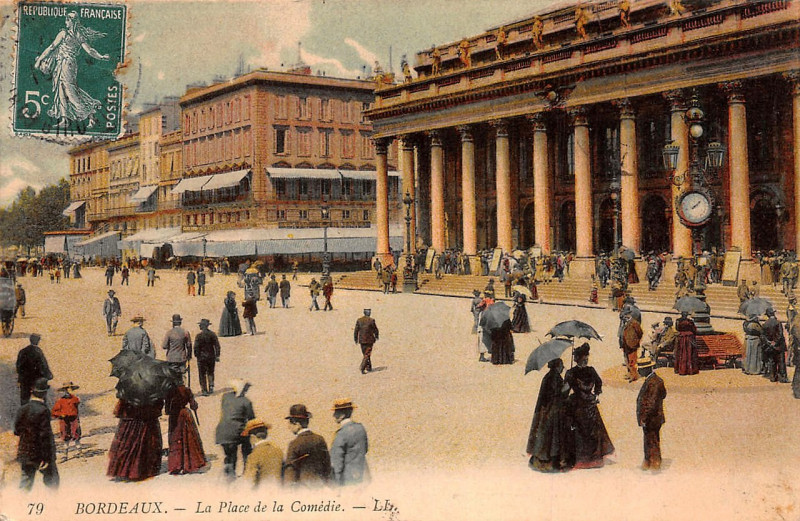 Carte postale ancienne Brdeaux - Place de la Comédie 31 à Bordeaux