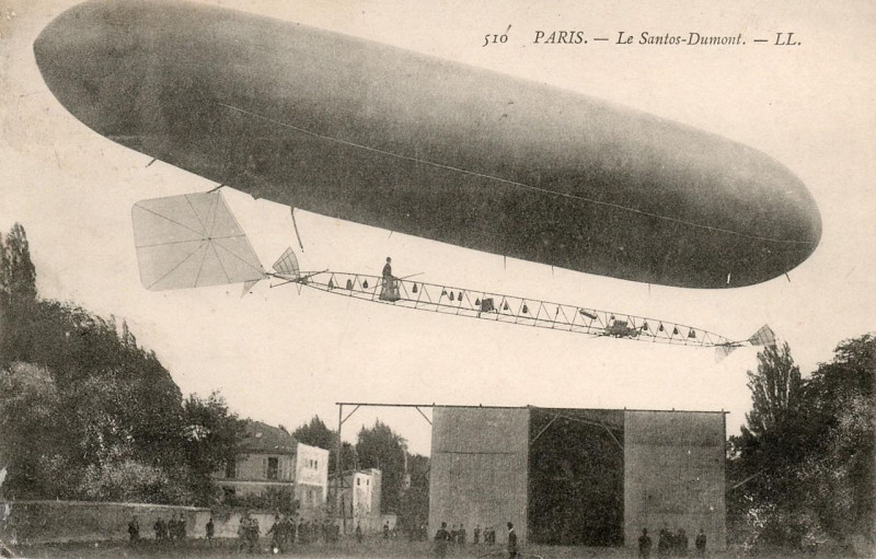 Carte postale ancienne Santos-Dumont dirigeable Cpa 1904 à Paris