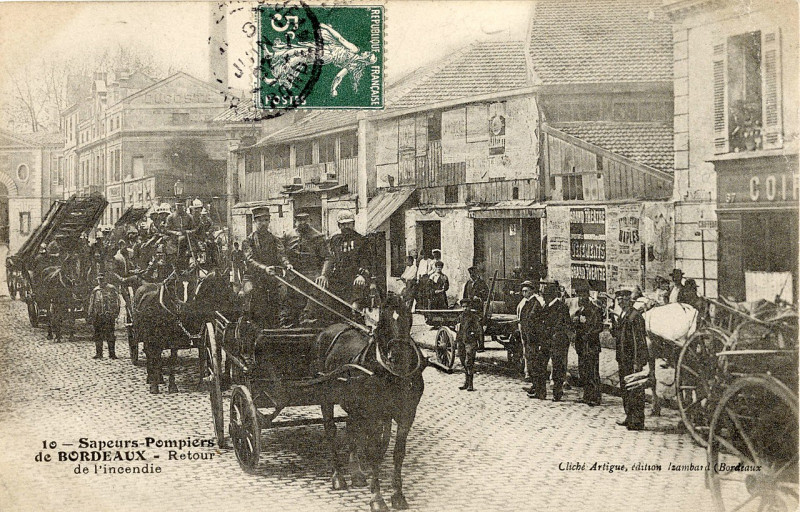 Carte postale ancienne Bordeaux - Sapeurs Pompiers 4 à Bordeaux