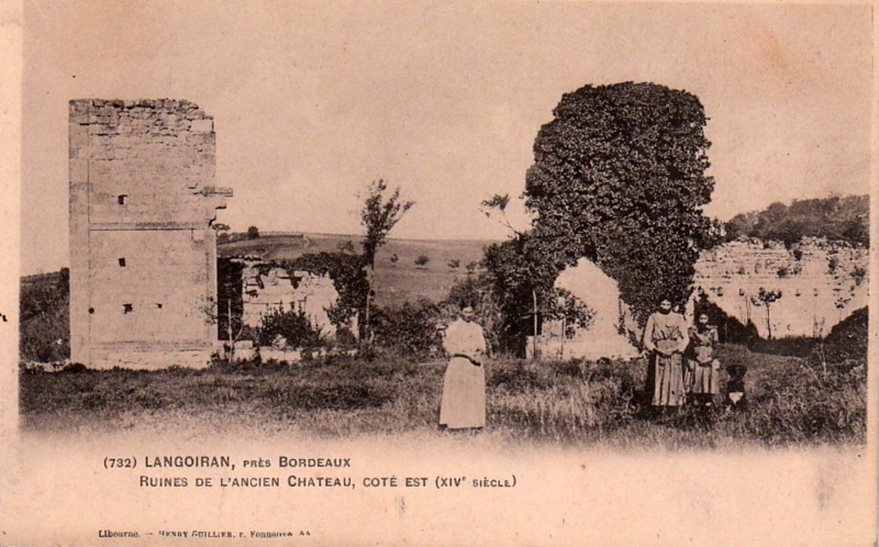 Carte postale ancienne Langoiran - ruines de l'ancien château 2