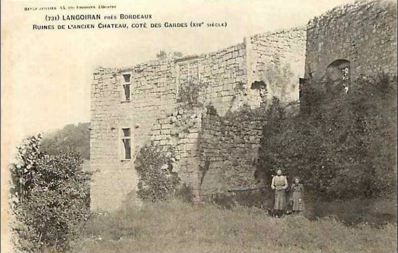 Carte postale ancienne Langoiran - ruines ancien château