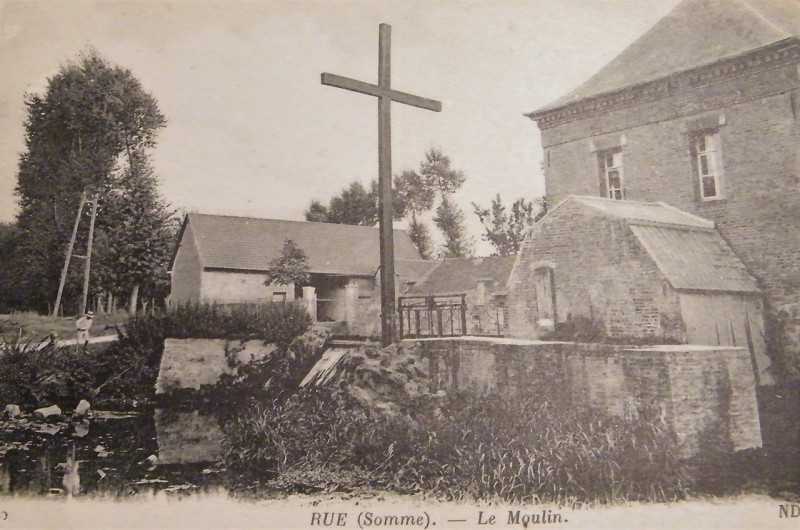 Carte postale ancienne Rue - Le moulin