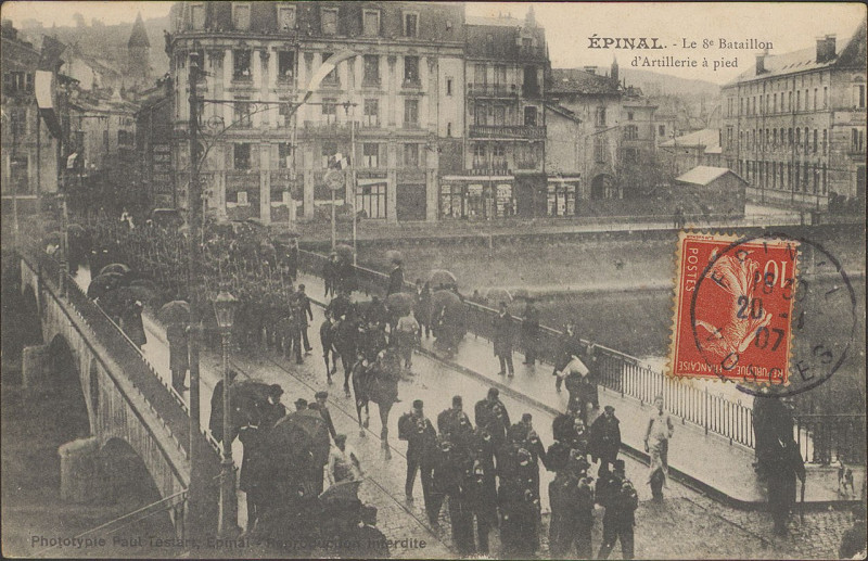 Carte postale ancienne Epinal, Le 8e Bataillon d'Artillerie à pied à Épinal