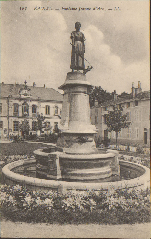 Carte postale ancienne Epinal, Fontaine Jeanne d'Arc Cp 0468 Pr à Épinal