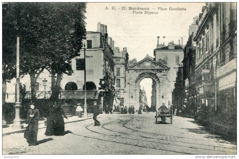 Carte postale ancienne Bordeaux - Porte Dijeaux 5 à Bordeaux