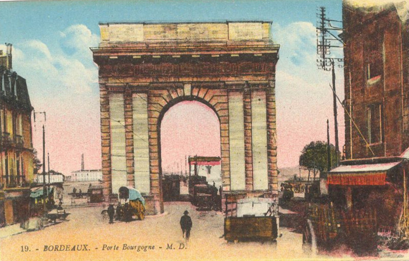 Carte postale ancienne Bordeaux - Porte de Bourgogne (Md) 2 à Bordeaux