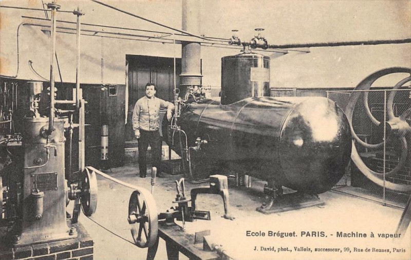 Carte postale ancienne Ecole Bréguet - Machine à vapeur à Paris 15e