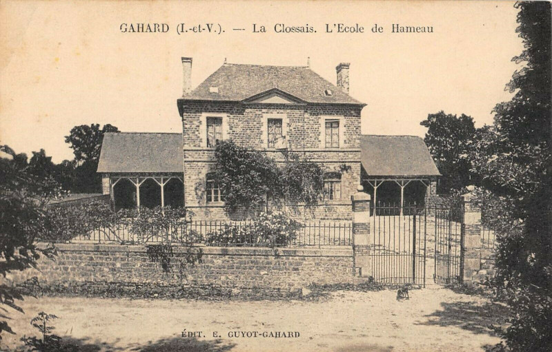 Carte postale ancienne Gahard La Clossais Ecole Du Hameau à Gahard