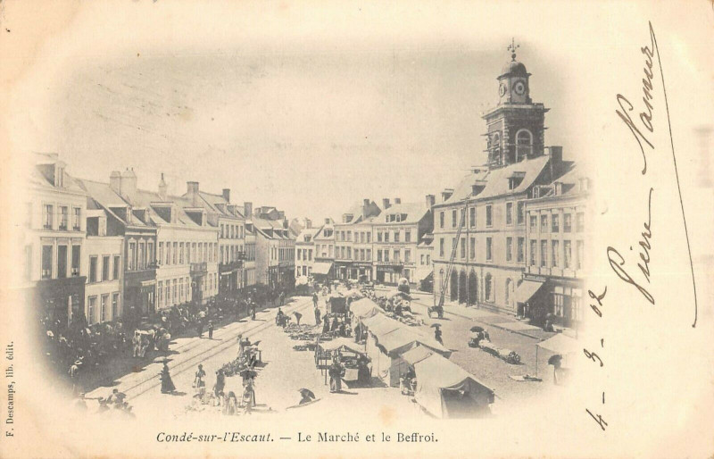 Carte postale ancienne Conde Sur L'Escaut Le Marche Et Beffroi
