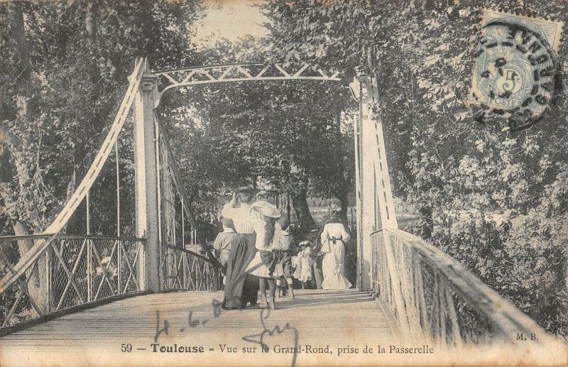 Carte postale ancienne Toulouse Vue Sur Le Grand Rond Prise De La Passerelle à Toulouse
