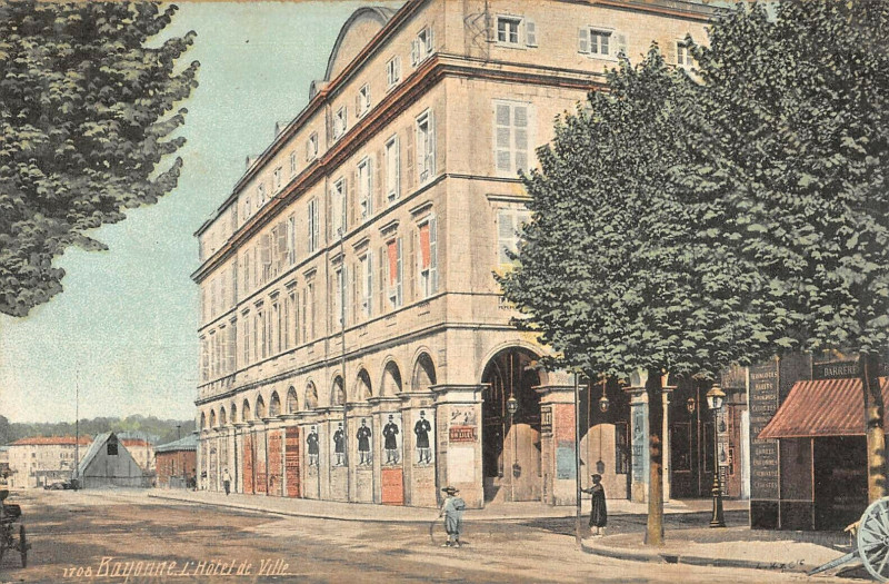 Carte postale ancienne Bayonne Hotel De Ville à Bayonne