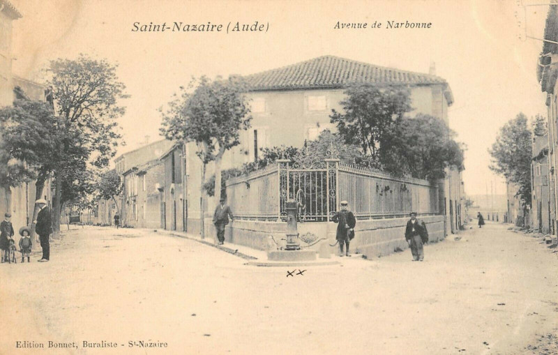 Carte postale ancienne Saint Nazaire Avenue De Narbonne à Narbonne