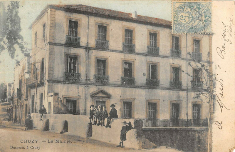 Carte postale ancienne Cruzy La Mairie à Cruzy