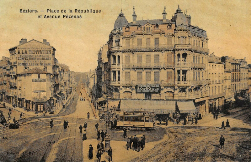 Carte postale ancienne Beziers Place De La Republique Et Avenue De Pezenas (cpa toilée à Béziers