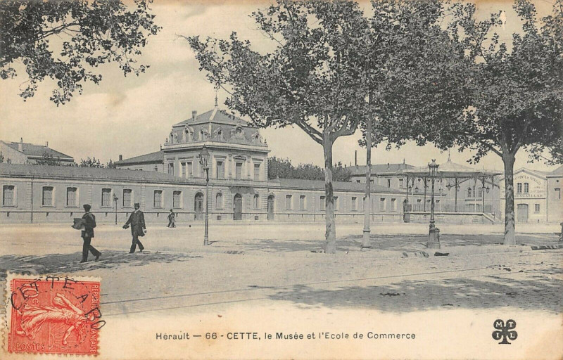 Carte postale ancienne Cette Musee Et Ecole De Commerce